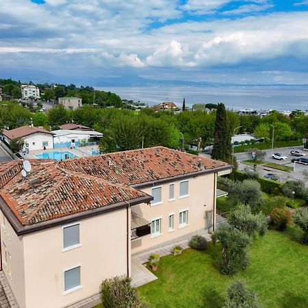 Appartamento Martina Moniga del Garda Exterior photo
